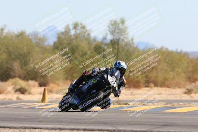 media/Oct-20-2024-CVMA (Sun) [[d4a3dff211]]/Race 9-Formulw LW Twins SHOOTOUT/